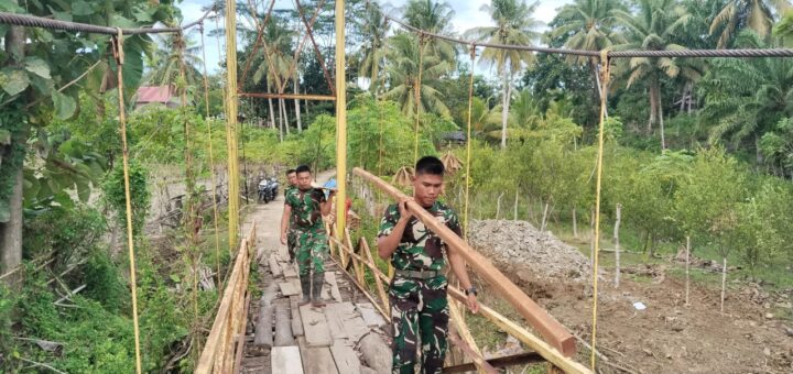 Kodim 0408/BS menurunkan material kayu