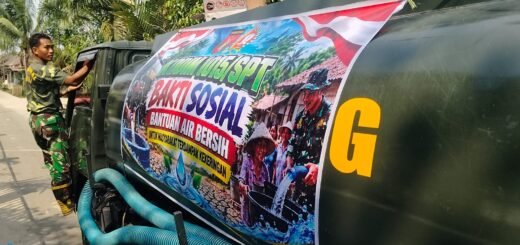 Kodim 1015/Sampit Bersama Korem 102/Pjg Suplai Air Bersih