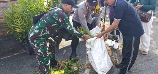 Gerakan Indonesia Asri, Babinsa Timuhun Gelorakan Kepedulian Jaga Kebersihan dan Kelstarian Lingkungan