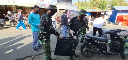 TNI Kodim 1612/Manggarai Aksi Bersih-Bersih untuk Lingkungan Pasar Ruteng