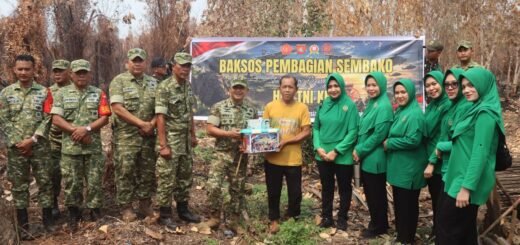 Dandim 1011/KLK Ajak Masyarakat Berdaya Melalui Bansos di HUT TNI Ke-81