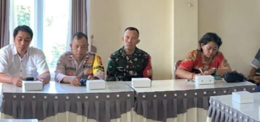 Kehadiran Babinsa dalam Rapat Evaluasi Dana Desa Ciptakan Transparansi