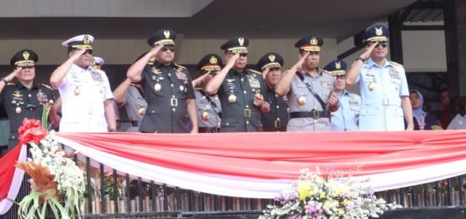 Sinergi TNI-Polri Ditekankan dalam Upacara Wisuda 1.944 Taruna di Magelang