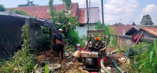 TNI Terjunkan Babinsa untuk Pastikan Pembangunan Sumur Bor Sukses di Sulahan