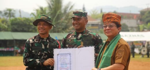 TNI Bersama Rakyat Resmikan Program Pembangunan Desa Citorek Barat