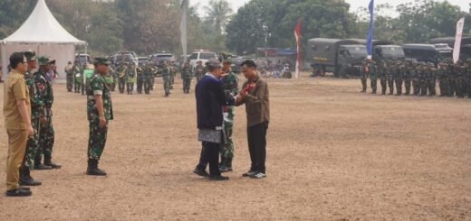 Pembukaan TMMD ke-130 di Tangerang: Simbolis Serah Alat Kerja untuk Pembangunan