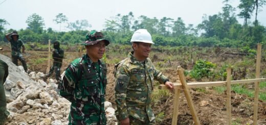 TMMD ke-130: Penguatan Infrastruktur Jalan Utama untuk Warga Parumpanai
