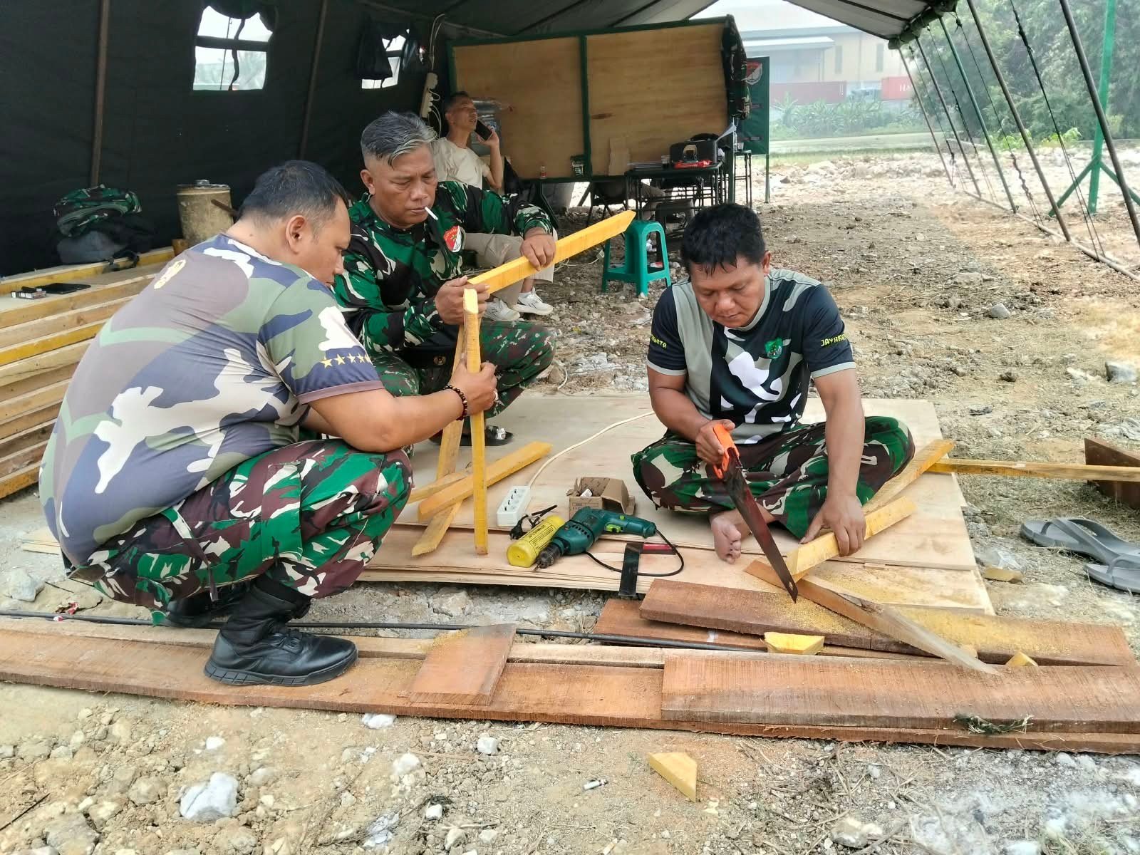 Pembangunan Infrastruktur Desa Sumur Bandung Didorong oleh Satgas TMMD