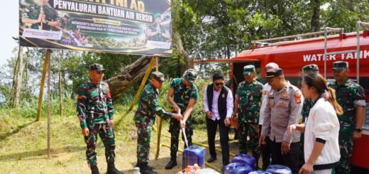 Kodim 1626/Bangli Ajak Masyarakat Bersinergi Melawan Kekeringan Melalui Penyaluran Air
