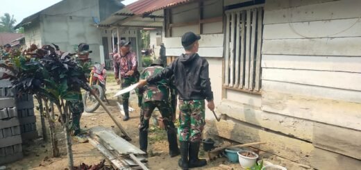 Satgas TNI Mulai Rehabilitasi Rumah Tidak Layak Huni di Desa Soe
