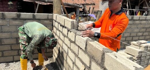 Proses Pembangunan Rumah Agus Suwandi Terus Berlanjut di Desa Pojok