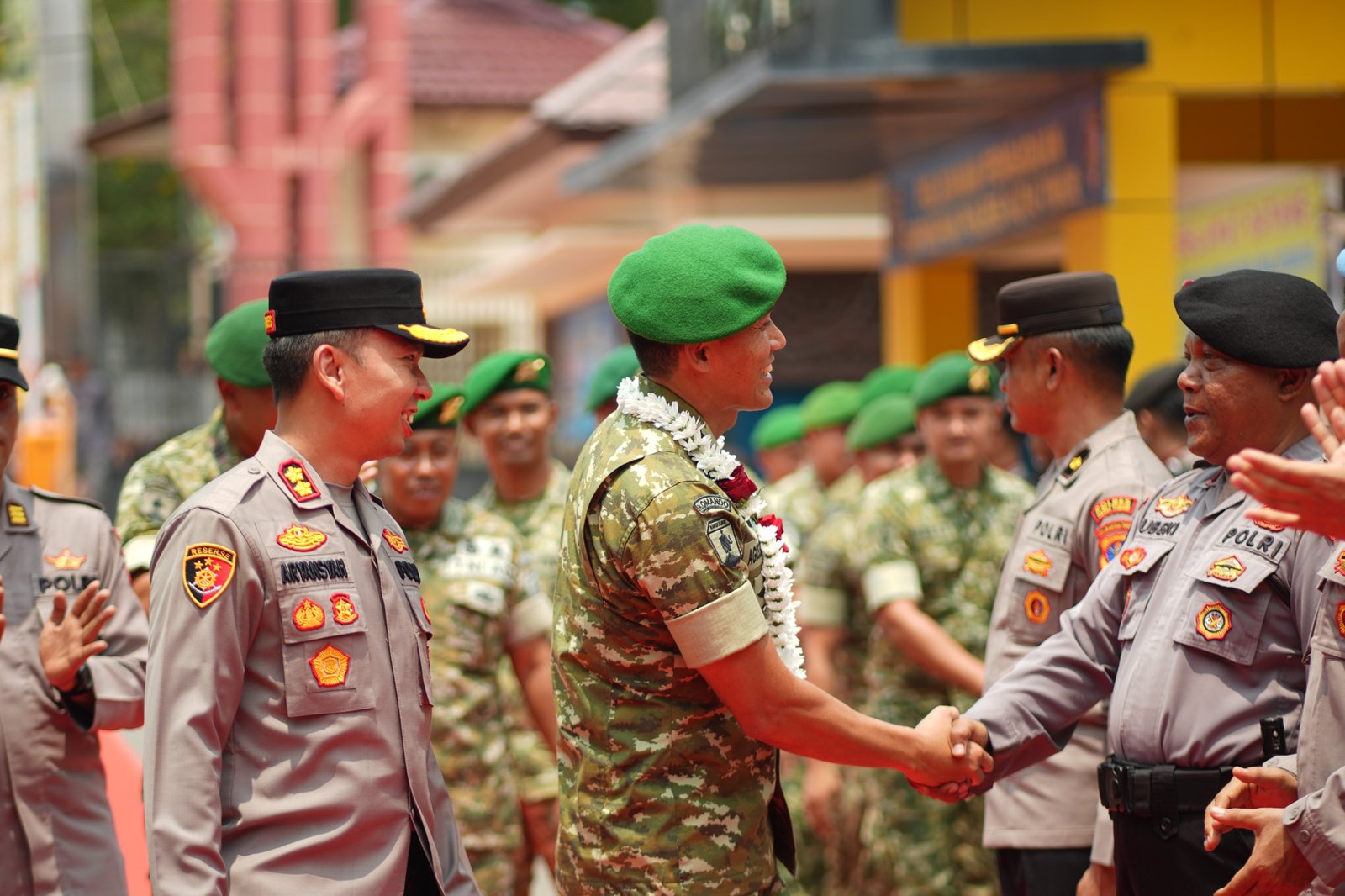 Danbrigif TP 32/Mangkalihat Gelar Silaturahmi untuk Perkuat Kerja Sama dengan Polres Kutai Timur