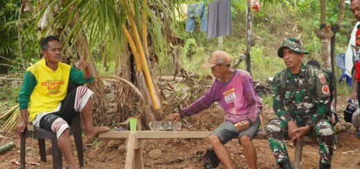 Satgas TMMD Ke-130 Laksanakan Penyuluhan Kesehatan di Rumah Warga Secara Langsung
