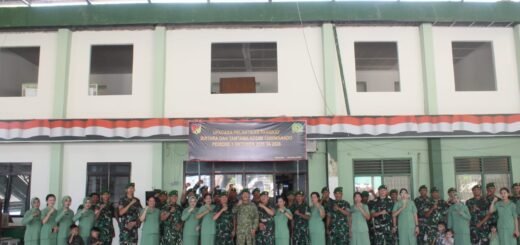 Komandan Kodim Manado Pimpin Upacara Penghargaan Kenaikan Pangkat Prajurit