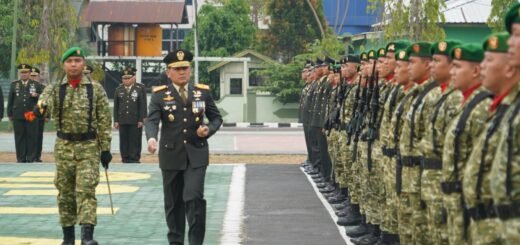 Letkol Inf Dwi Candra Hadiri Upacara HUT Ke-81 TNI di Kotawaringin Timur
